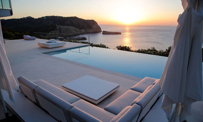 Sant Joan de Labritja House | Stunning sunset villa with endless infinity pool in the north part of the island