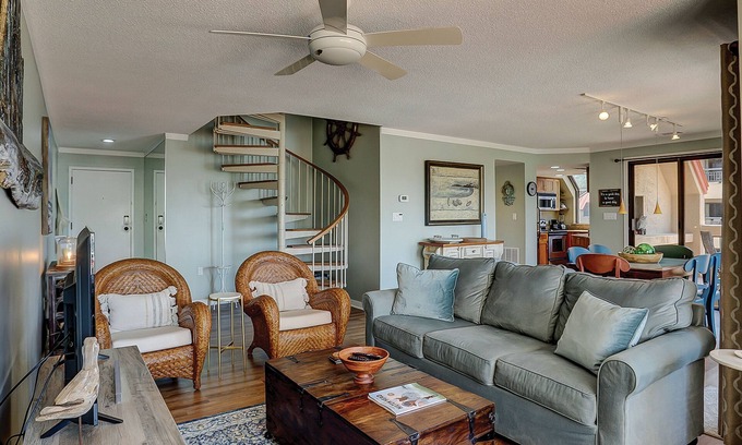 Shelter Cove Villa | Stunning, family-friendly condo w/shared pool & breathtaking deep water views