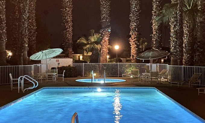 Rancho Mirage Condo | STUNNING, FULLY RENOVATED TWO BEDROOM LUXURY CONDO IN RANCHO LAS PALMAS CC