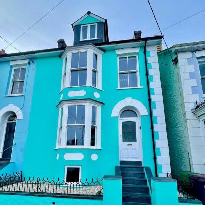 New Quay House | Stunning fully refurbished house
