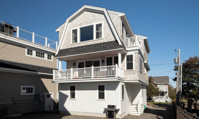 York Beach House | Stunning High End Home on the Bluff with Ocean Views