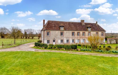 Les Baux-de-Breteuil House | Stunning Home In Les Baux De Breteuil