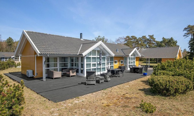 Oster Somarken House | Stunning home in Aakirkeby with sauna