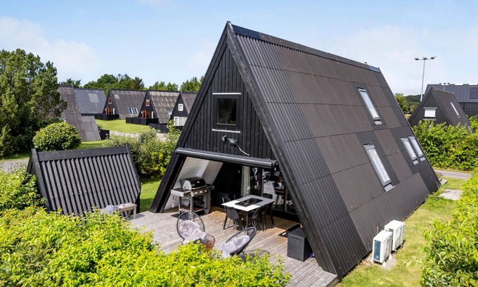 Gatten House | Stunning home in Farsø with WiFi