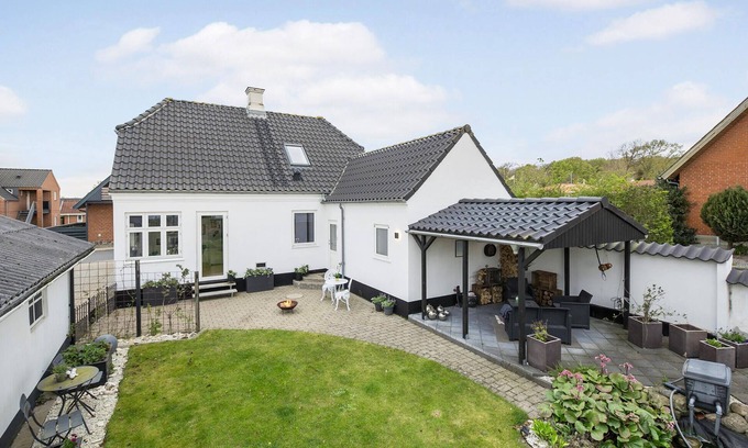 Fjerritslev House | Stunning home in Fjerritslev with WiFi