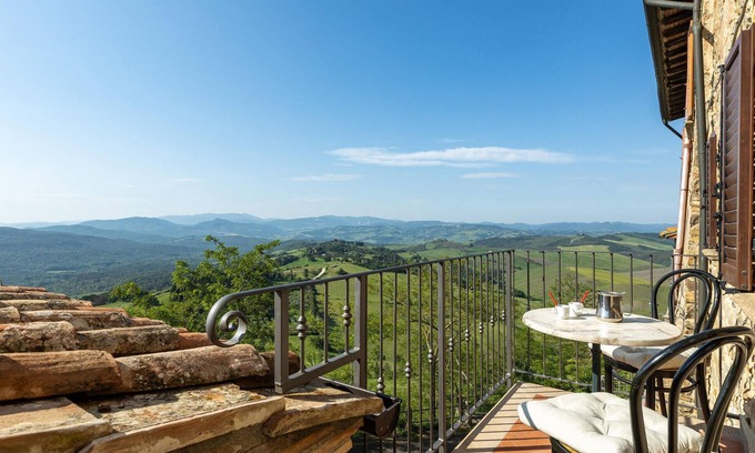 Mazzolla House | Stunning home in Mazzolla with WiFi