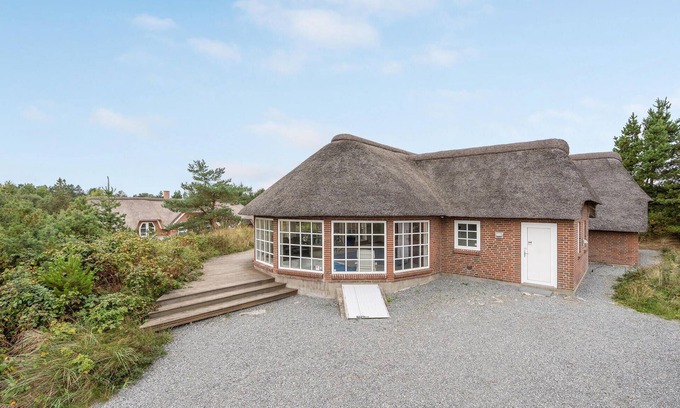 Sønderstrand House | Stunning home in Rømø with kitchen