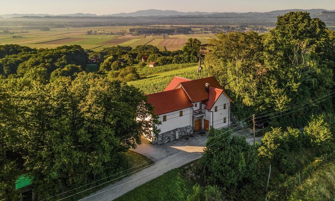 Ormoz House | Stunning home in Velika Nedelja