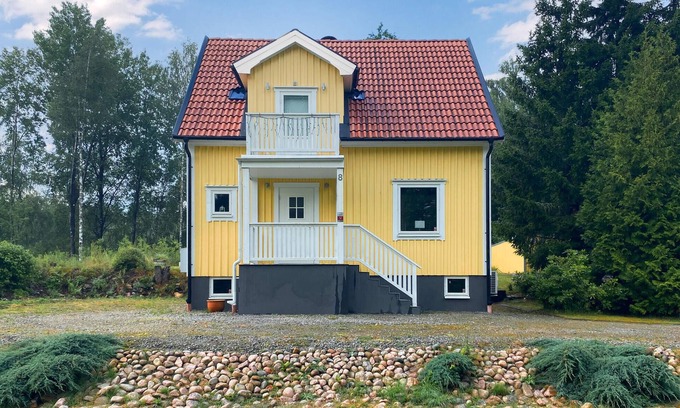 Sjotofta House | Stunning home in Sjötofta with sauna