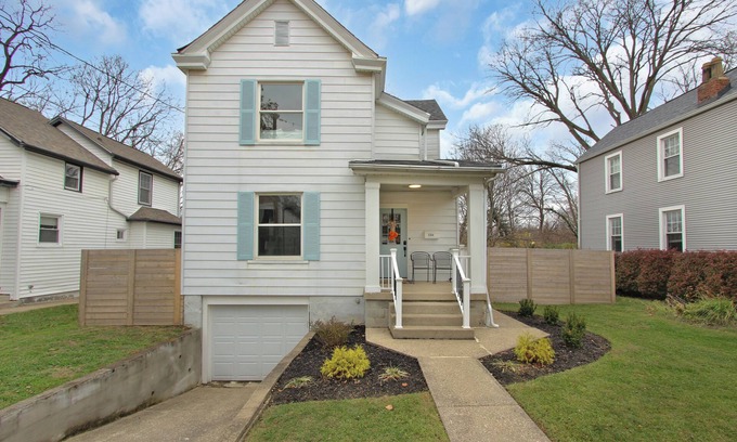 Oakley House | Stunning home in vibrant Oakley