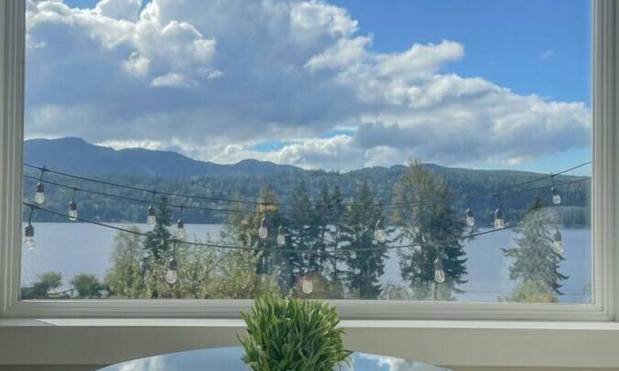 Bellingham House | Stunning Lake View home w/southern exposure, amazing sunsets, beach access and outdoor space
