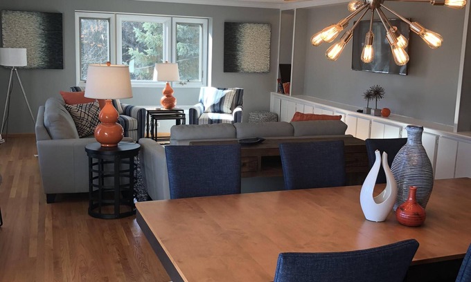 Saugatuck House | Stunning Lake View, Remodeled Home -Close to Oval Beach-Very clean