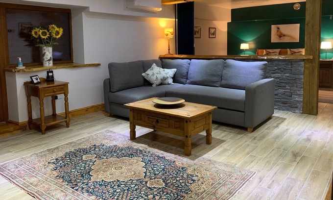 Knowbury Apartment | Stunning Luxury Rural Apartment Nr. Ludlow