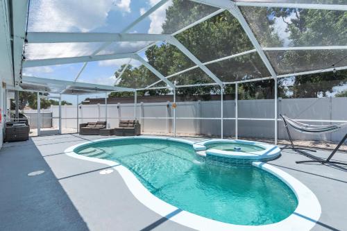 Tampa House | Stunning Modern Home in Tampa with Pool - Just 5 Minutes from Airport!