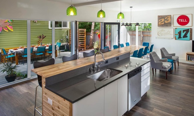 Mississippi District House | Stunning Modern Home in Trendy and Hip Mississippi District