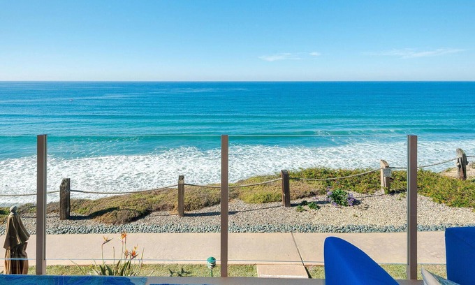 Solana Beach Condo | Stunning Ocean Views - from the minute you walk in the front door.