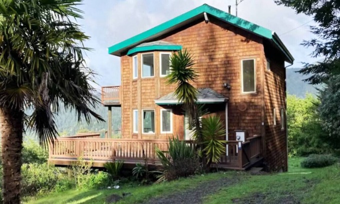 Shelter Cove House | Stunning Ocean View Getaway- Private and Serene