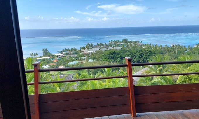 Ha'apiti Villa | Stunning ocean views in completely renovated villa just 5 minutes from the beach