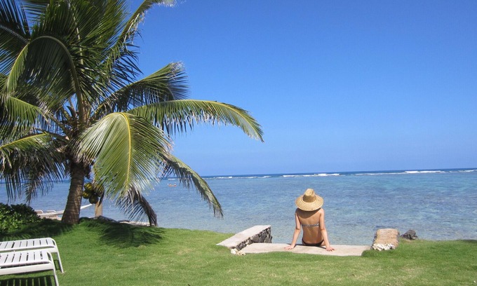 Hauula Apartment | Stunning Oceanfront— Ocean/Sunrise View. Steps to the Beach. AC bedroom