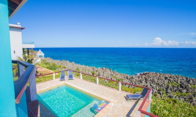 Lighthouse Estates House | Stunning Oceanfront Villa private pool, & Constant Sea Breeze