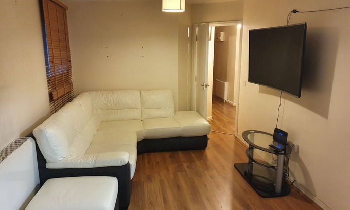 Haringey House | Stunning Olympus Apartment
