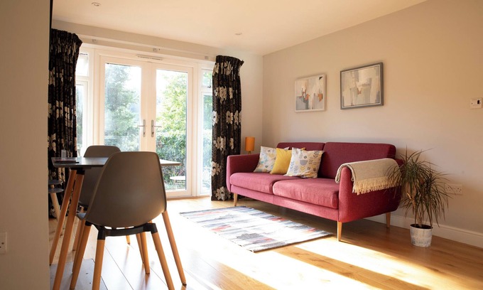 Stroud Apartment | Stunning one bed apartment in the Stroud Valleys