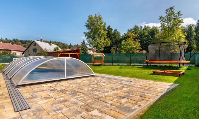 Olesnice v Orlickych horach Villa | Stunning private villa with WIFI, private pool, hot tub, TV, patio, pets allowed and parking