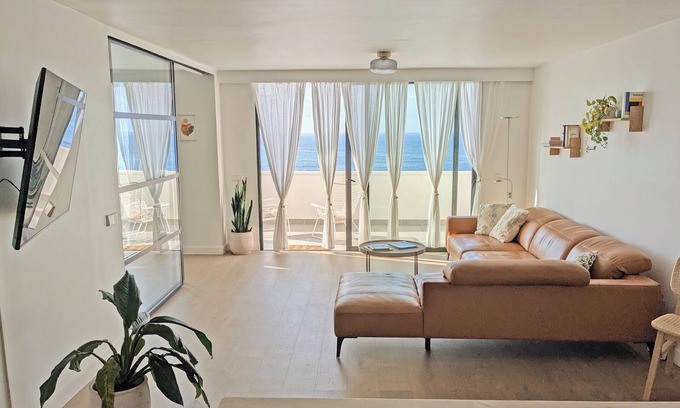 Bajamar Apartment | Stunning, panoramic sea views meet an airy, spacious design.