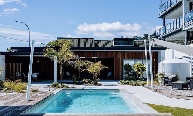 Tahunanui Apartment | Stunning penthouse apartment in the Oceanview Apartments complex in Tahunanui
