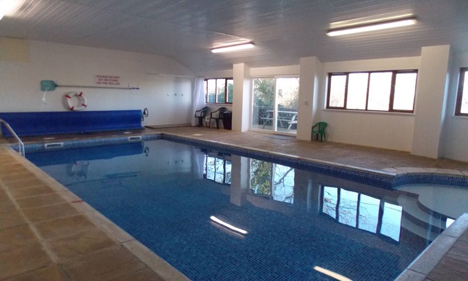 Hartland Cottage | Stunning pet friendly cottage, private heated indoor swimming pool + EV charger