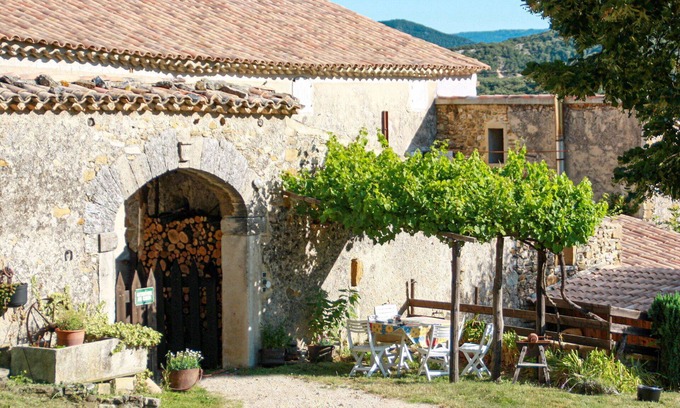 Roche-Saint-Secret Villa | Stunning private villa for 4 people with WIFI, TV, pets allowed, panoramic view and parking