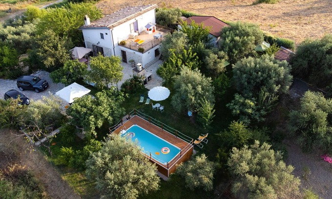 Guardialfiera Villa | Stunning private villa with private pool, WIFI, A/C, TV, terrace, panoramic view and parking