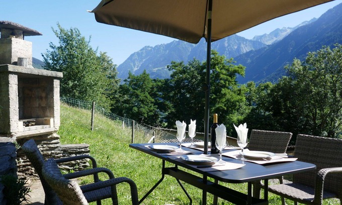 Negrentino House | Stunning private villa for 6 people with WIFI, TV, pets allowed and parking