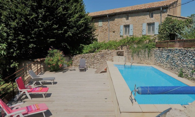 Venterol House | Stunning private villa for 2 people with pool, WIFI, TV, pets allowed and parking