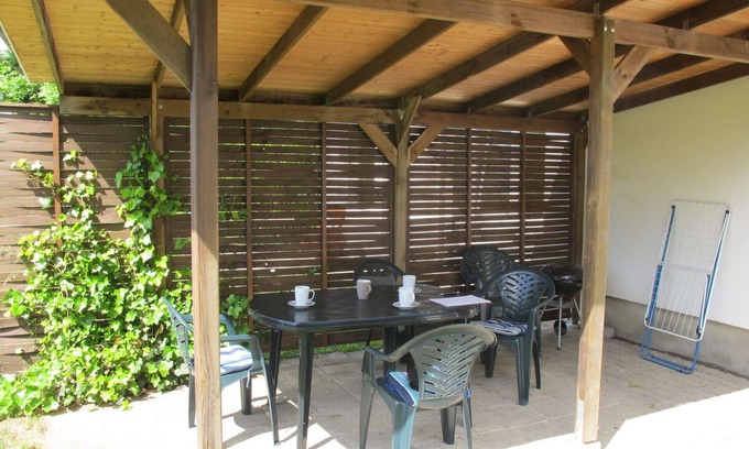 Neu Poserin House | Stunning private villa for 6 people with TV, terrace and pets allowed