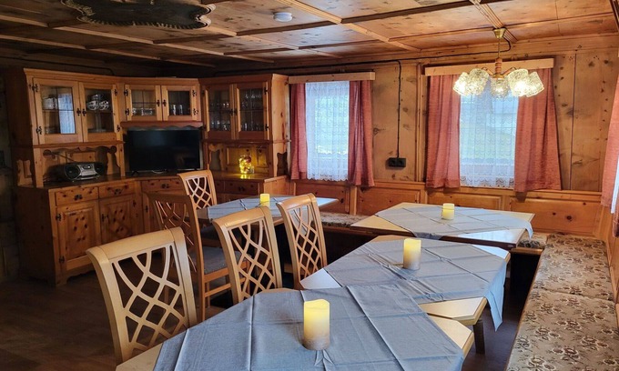 Kappl Villa | Stunning private villa for 14 guests with WIFI and TV