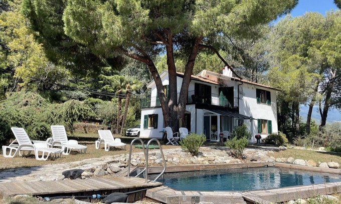 Torrazza House | Stunning private villa with private pool, WIFI, TV, terrace, panoramic view and parking
