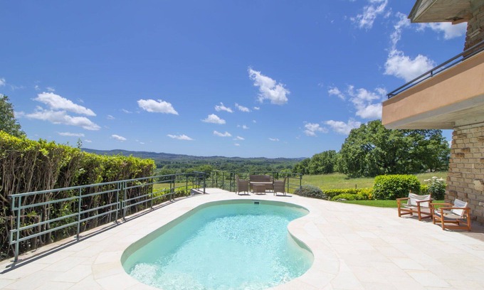 Sutri Villa | Stunning private villa with WIFI, A/C, private pool, TV, terrace, pets allowed and parking