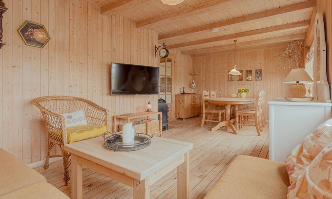 Leynar House | Stunning Sea View | 4Br | Beach | Scenic Village