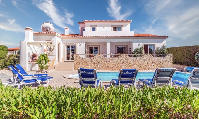 Aljezur House | Stunning Seaside Family Villa With Swiming Pool