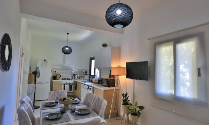 Kyrenia District Apartment | Stunning Seaview Haven 3 min to Beach in Lapta