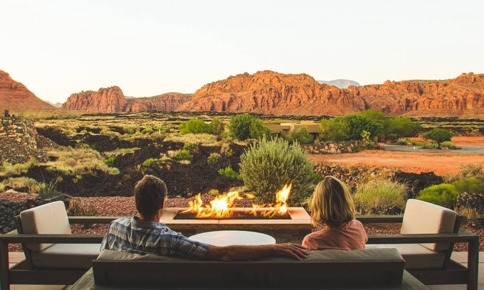 Ivins House | Stunning Snow Canyon Views from this Private Location in High End Community