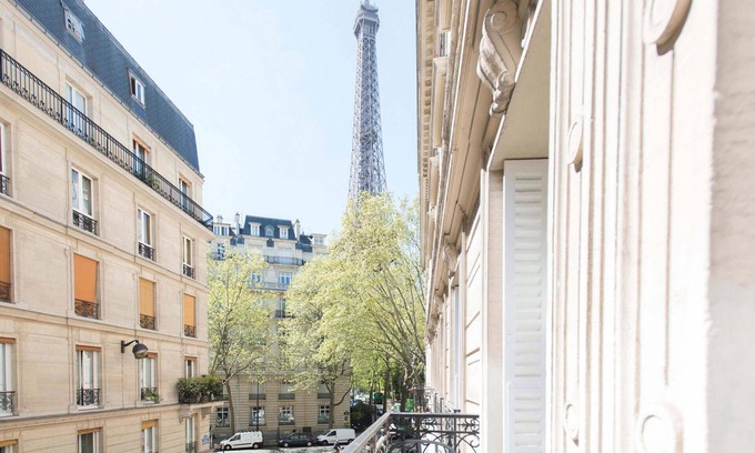 Quartier du Gros-Caillou Apartment | Stunning & Spacious in Superb Location with Balcony & Eiffel Views