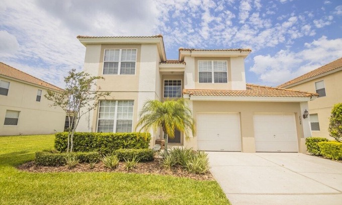 Windsor Hills House | Stunning Star Wars themed 5 bed 5 bath Pool Home, located in Windsor Hills