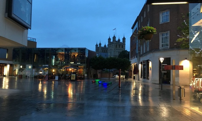 Exeter Apartment | Stunning super central Exeter apartment just 100m from the cathedral