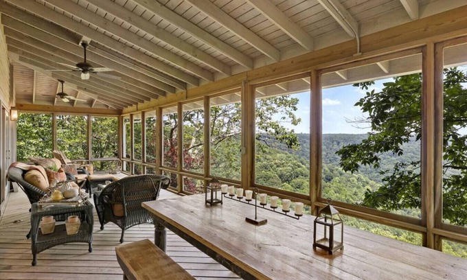 Clifftops House | Stunning Views, Clifftops Estate