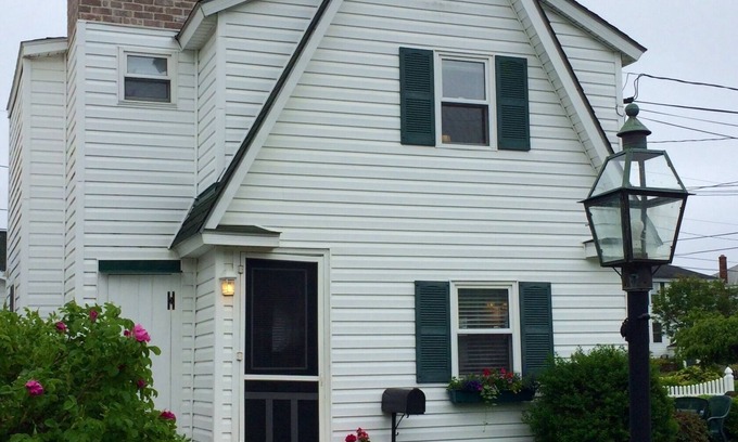 Old Orchard Beach House | Stunning Views from Roof Top Deck, 50 Steps to Beach
