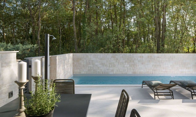 Đuba House | Stunning villa for 10 guests with WIFI, A/C, private pool, TV, terrace and parking