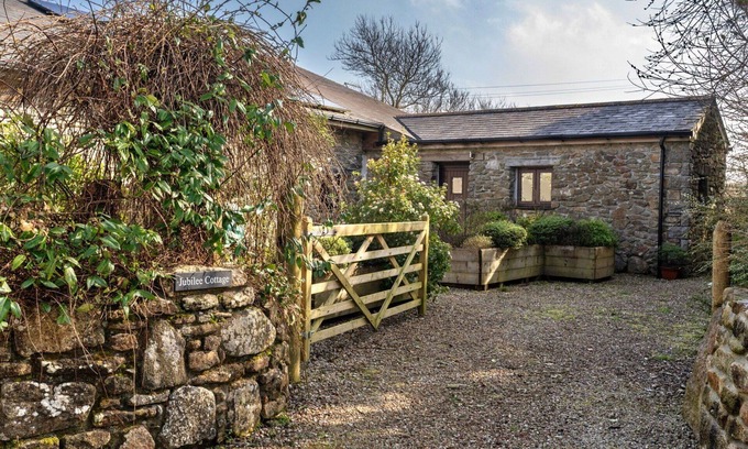 Saint Breward House | Stunning villa for 6 guests