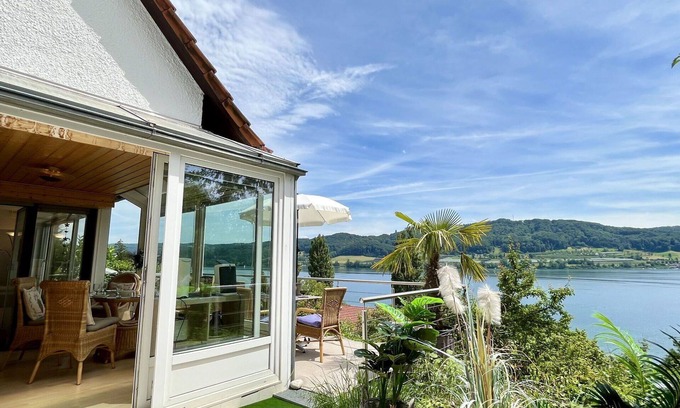 Ohningen House | Stunning villa for 6 guests with WIFI, TV, terrace and parking